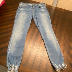 Women’s Curvy High Rise skinny stretch jean.  Size 15R. Waist 32